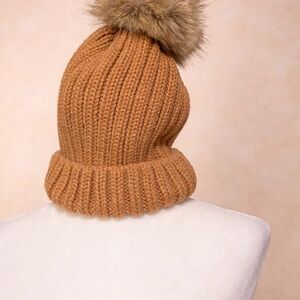 Sweater. Hat with puff ball Tan